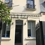 Unique House In The 16