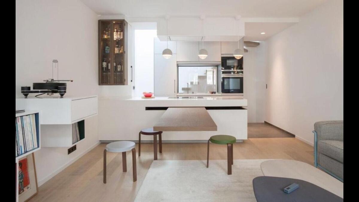 Unique House In The 16 Parigi
